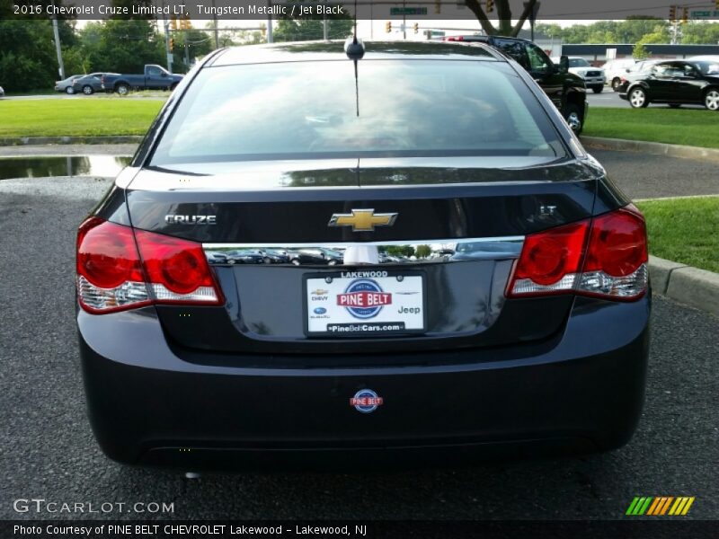 Tungsten Metallic / Jet Black 2016 Chevrolet Cruze Limited LT