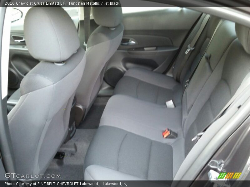 Tungsten Metallic / Jet Black 2016 Chevrolet Cruze Limited LT