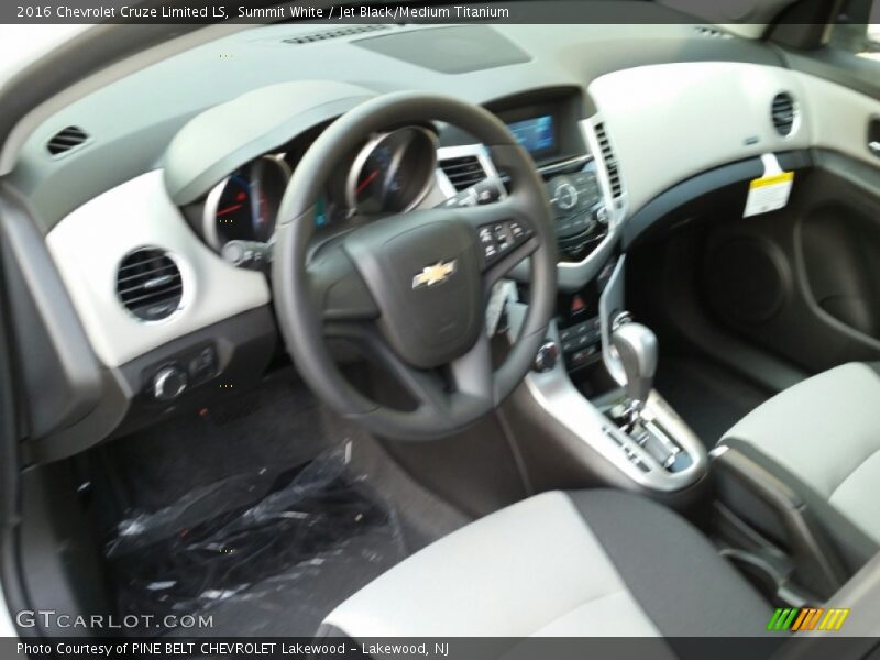 Summit White / Jet Black/Medium Titanium 2016 Chevrolet Cruze Limited LS