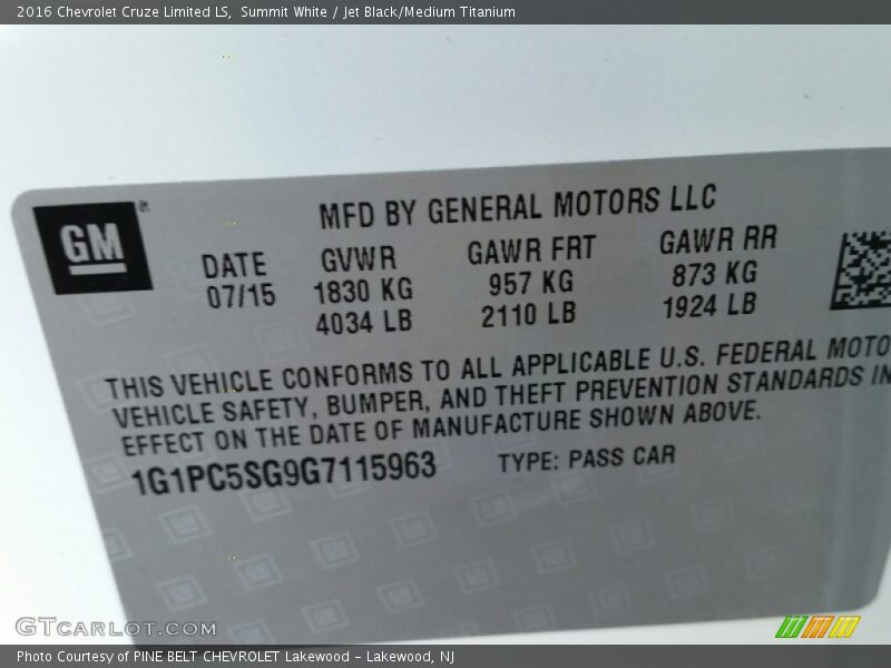 Summit White / Jet Black/Medium Titanium 2016 Chevrolet Cruze Limited LS