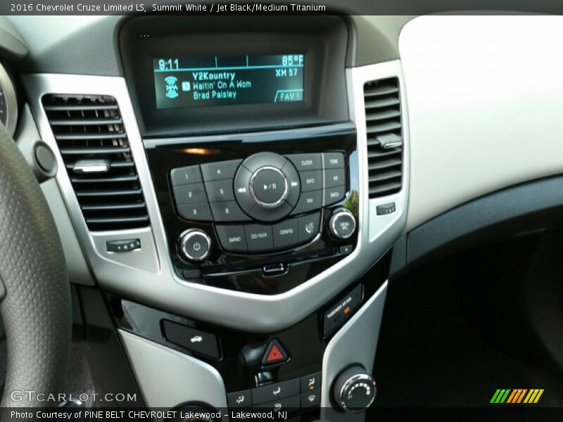 Summit White / Jet Black/Medium Titanium 2016 Chevrolet Cruze Limited LS