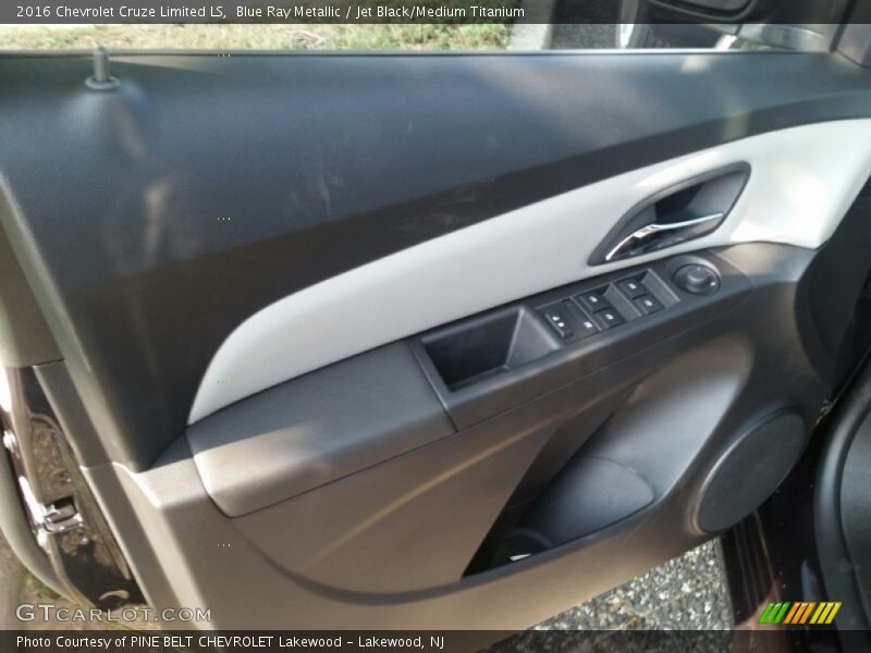 Blue Ray Metallic / Jet Black/Medium Titanium 2016 Chevrolet Cruze Limited LS