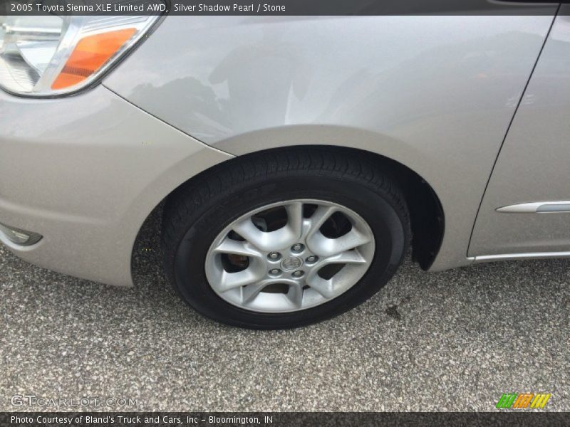 Silver Shadow Pearl / Stone 2005 Toyota Sienna XLE Limited AWD