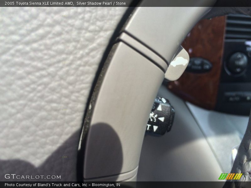 Silver Shadow Pearl / Stone 2005 Toyota Sienna XLE Limited AWD