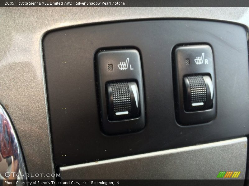 Silver Shadow Pearl / Stone 2005 Toyota Sienna XLE Limited AWD