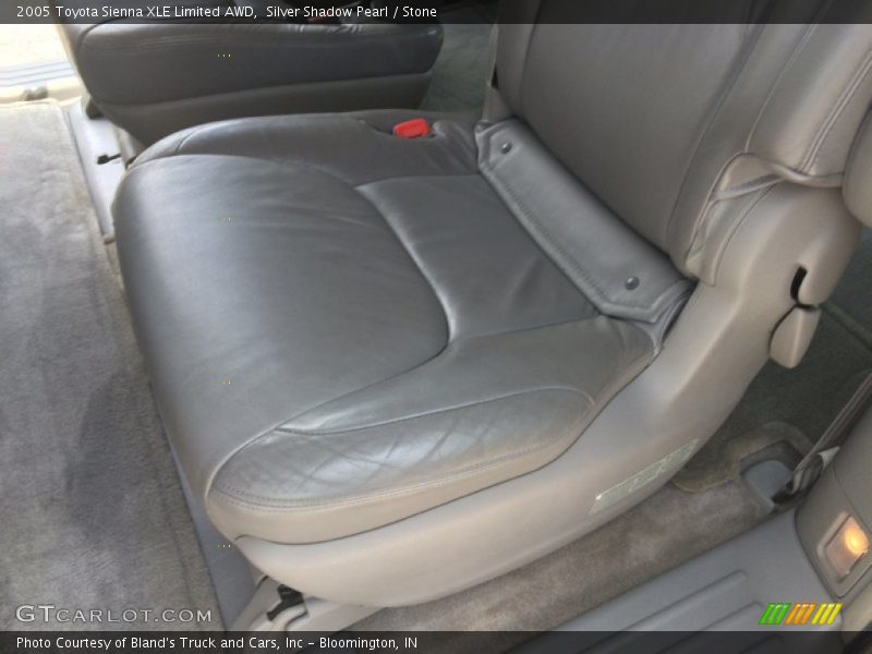Silver Shadow Pearl / Stone 2005 Toyota Sienna XLE Limited AWD