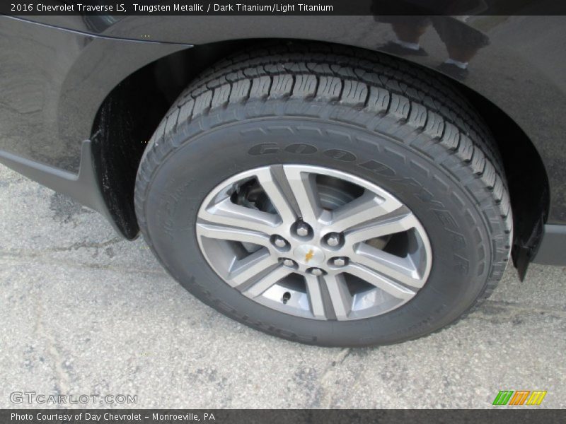 Tungsten Metallic / Dark Titanium/Light Titanium 2016 Chevrolet Traverse LS