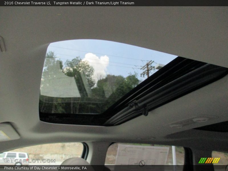 Tungsten Metallic / Dark Titanium/Light Titanium 2016 Chevrolet Traverse LS
