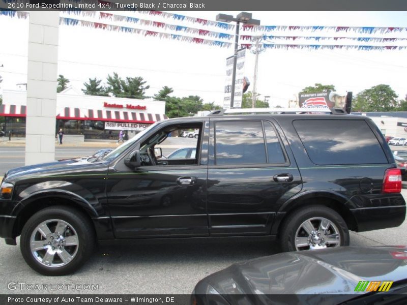 Tuxedo Black / Charcoal Black 2010 Ford Expedition Limited 4x4