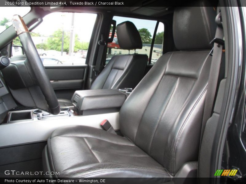 Tuxedo Black / Charcoal Black 2010 Ford Expedition Limited 4x4