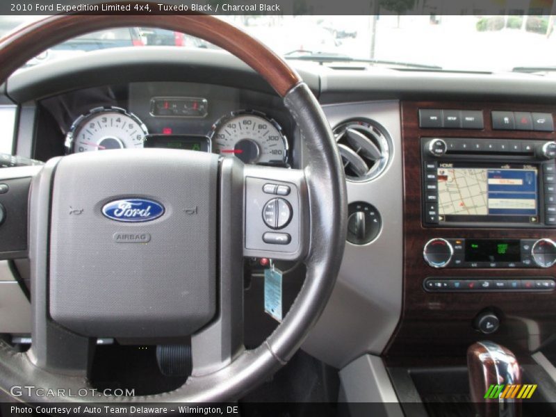 Tuxedo Black / Charcoal Black 2010 Ford Expedition Limited 4x4