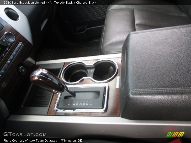 Tuxedo Black / Charcoal Black 2010 Ford Expedition Limited 4x4