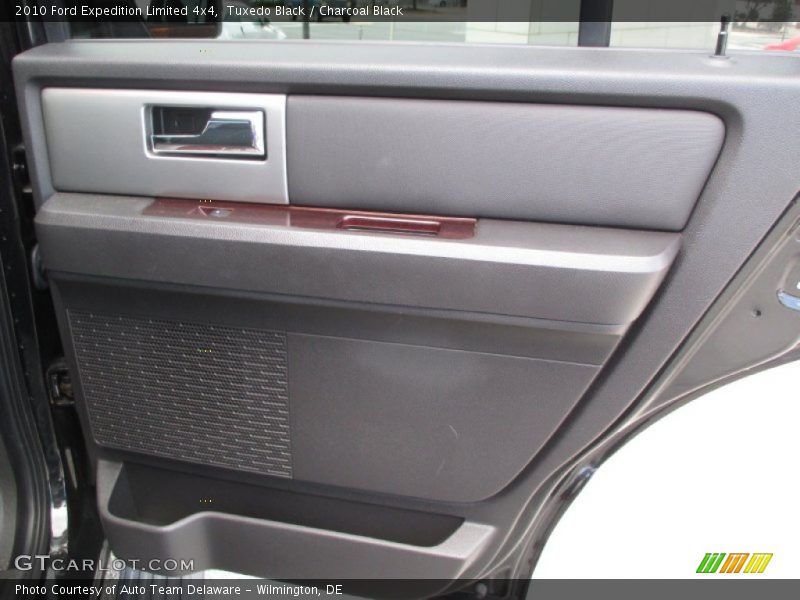 Tuxedo Black / Charcoal Black 2010 Ford Expedition Limited 4x4