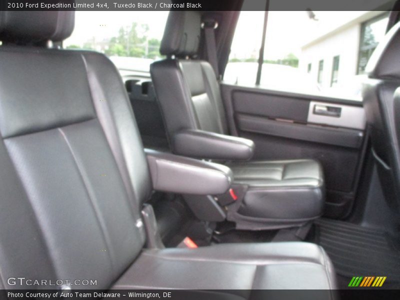 Tuxedo Black / Charcoal Black 2010 Ford Expedition Limited 4x4