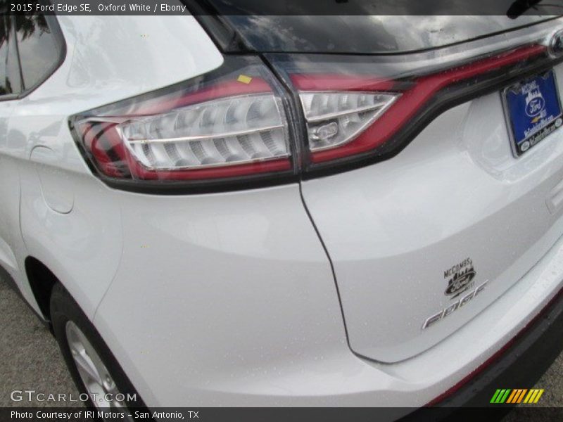 Oxford White / Ebony 2015 Ford Edge SE