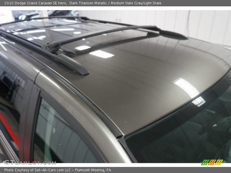Dark Titanium Metallic / Medium Slate Gray/Light Shale 2010 Dodge Grand Caravan SE Hero