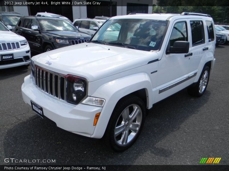 Bright White / Dark Slate Gray 2012 Jeep Liberty Jet 4x4