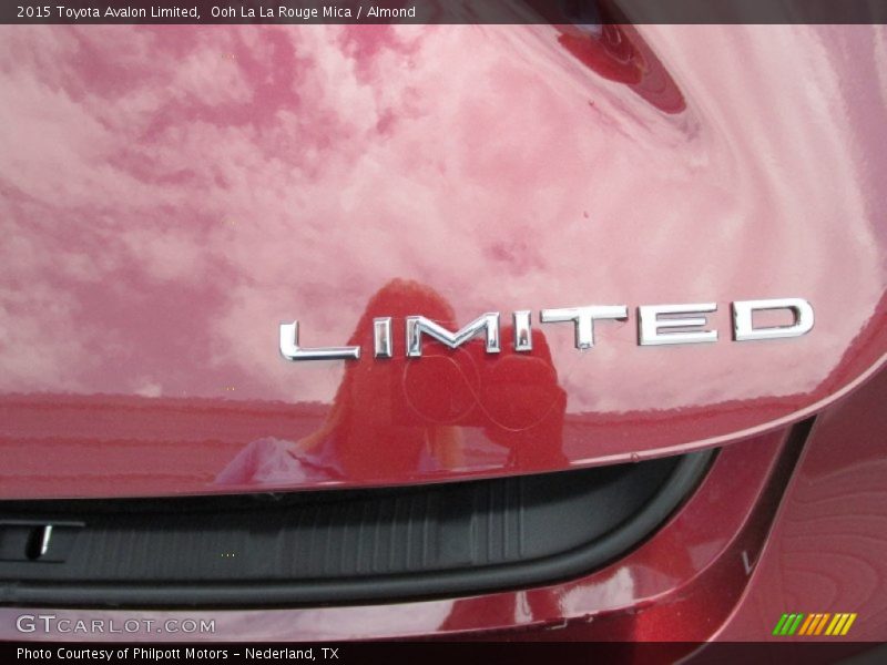 Ooh La La Rouge Mica / Almond 2015 Toyota Avalon Limited