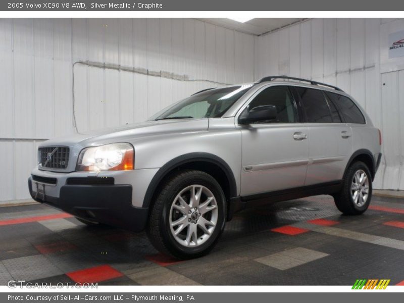 Silver Metallic / Graphite 2005 Volvo XC90 V8 AWD