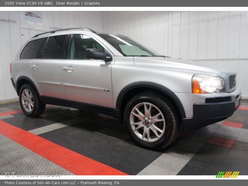 Silver Metallic / Graphite 2005 Volvo XC90 V8 AWD