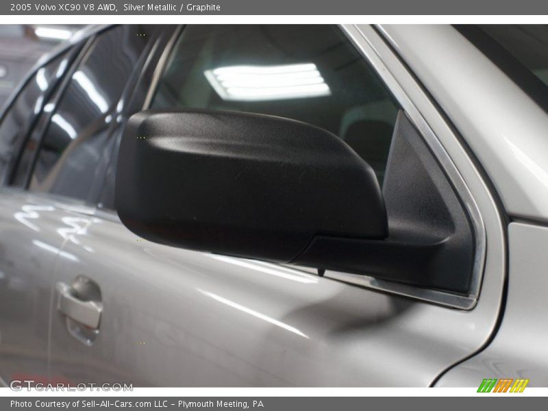 Silver Metallic / Graphite 2005 Volvo XC90 V8 AWD