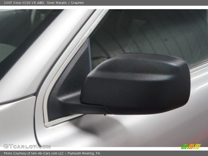 Silver Metallic / Graphite 2005 Volvo XC90 V8 AWD