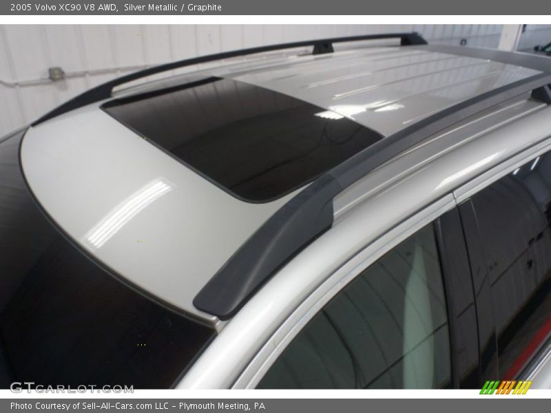 Silver Metallic / Graphite 2005 Volvo XC90 V8 AWD