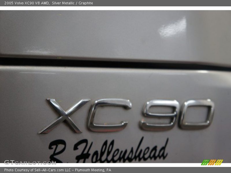 Silver Metallic / Graphite 2005 Volvo XC90 V8 AWD