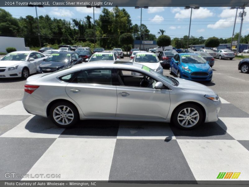 Classic Silver Metallic / Light Gray 2014 Toyota Avalon XLE