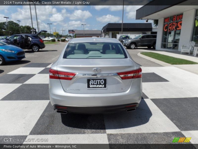 Classic Silver Metallic / Light Gray 2014 Toyota Avalon XLE