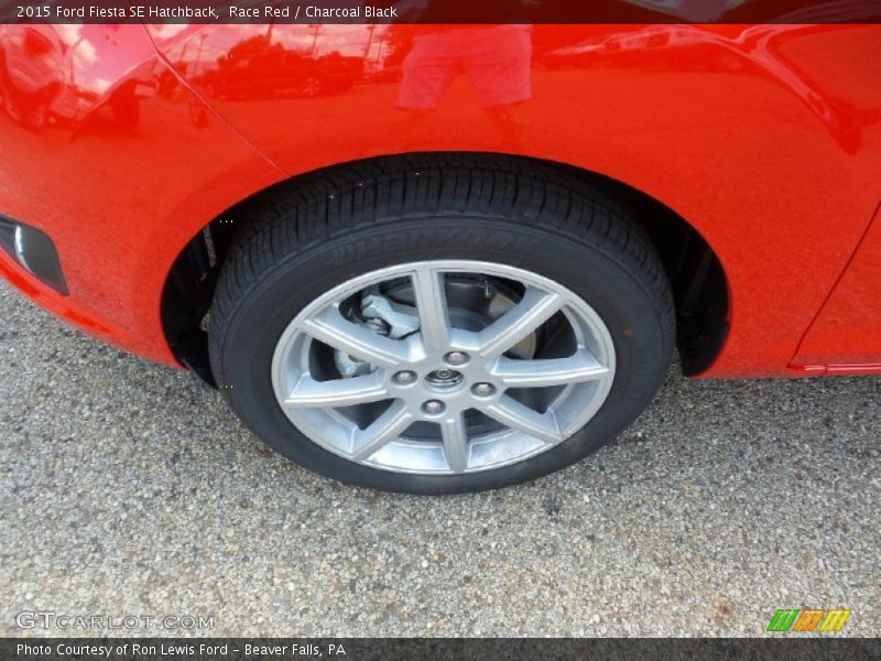 Race Red / Charcoal Black 2015 Ford Fiesta SE Hatchback