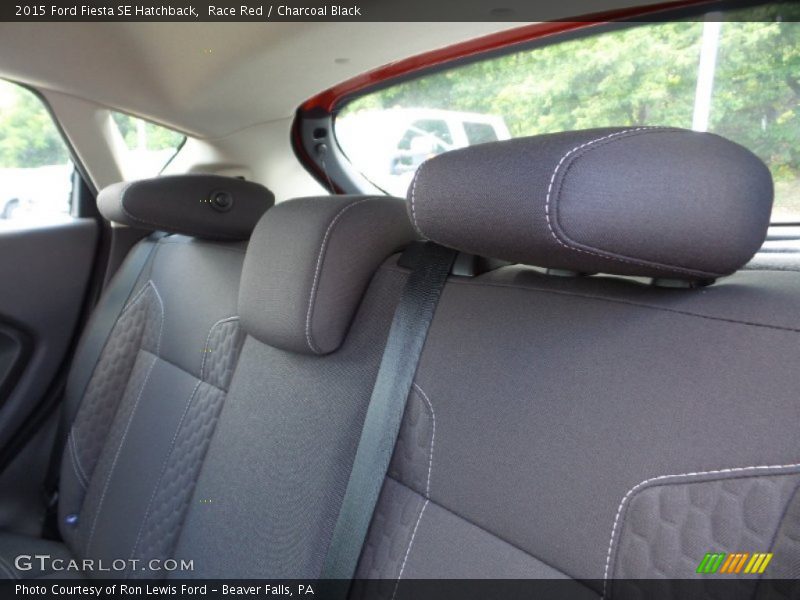 Race Red / Charcoal Black 2015 Ford Fiesta SE Hatchback