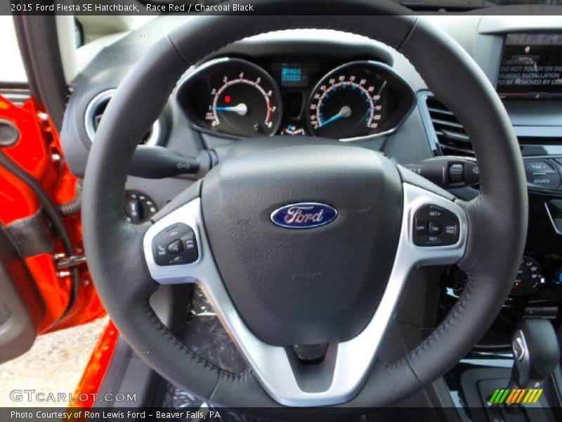 Race Red / Charcoal Black 2015 Ford Fiesta SE Hatchback