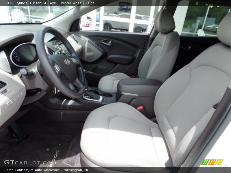 Winter White / Beige 2015 Hyundai Tucson GLS AWD