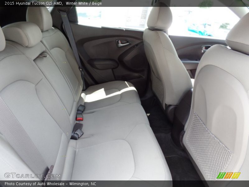 Winter White / Beige 2015 Hyundai Tucson GLS AWD