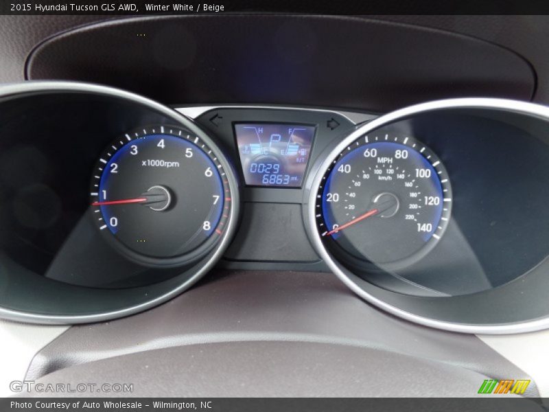Winter White / Beige 2015 Hyundai Tucson GLS AWD