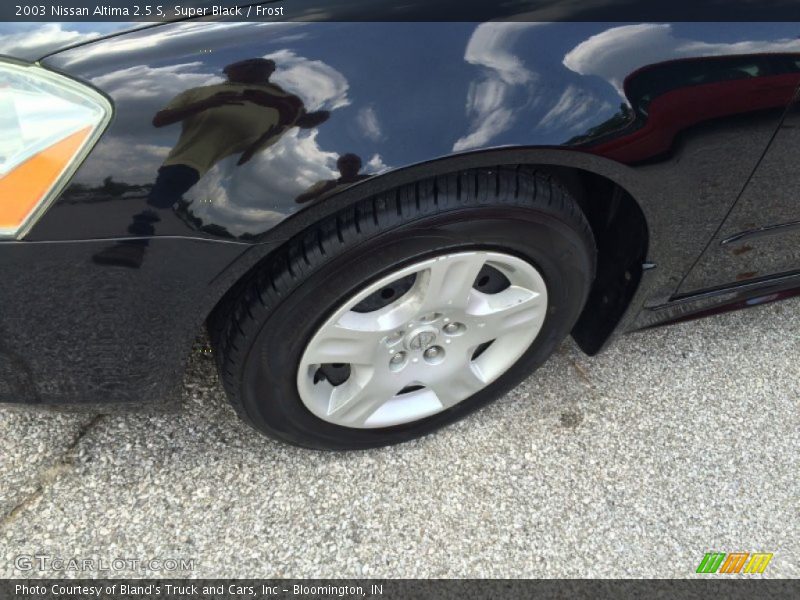 Super Black / Frost 2003 Nissan Altima 2.5 S