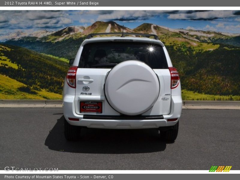 Super White / Sand Beige 2012 Toyota RAV4 I4 4WD
