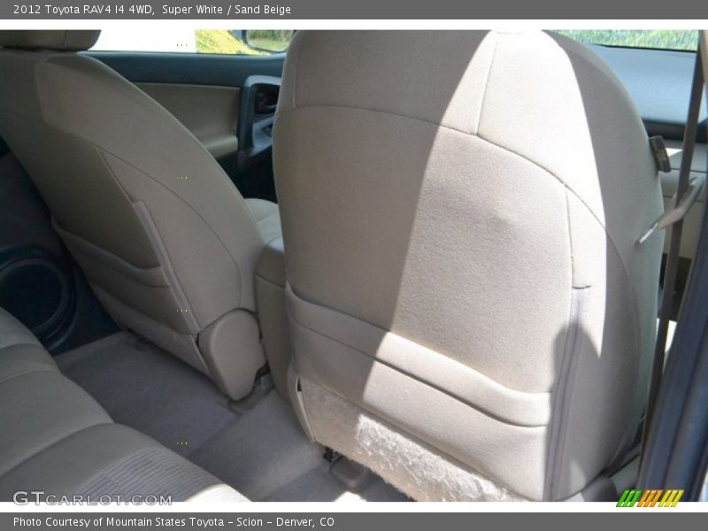 Super White / Sand Beige 2012 Toyota RAV4 I4 4WD