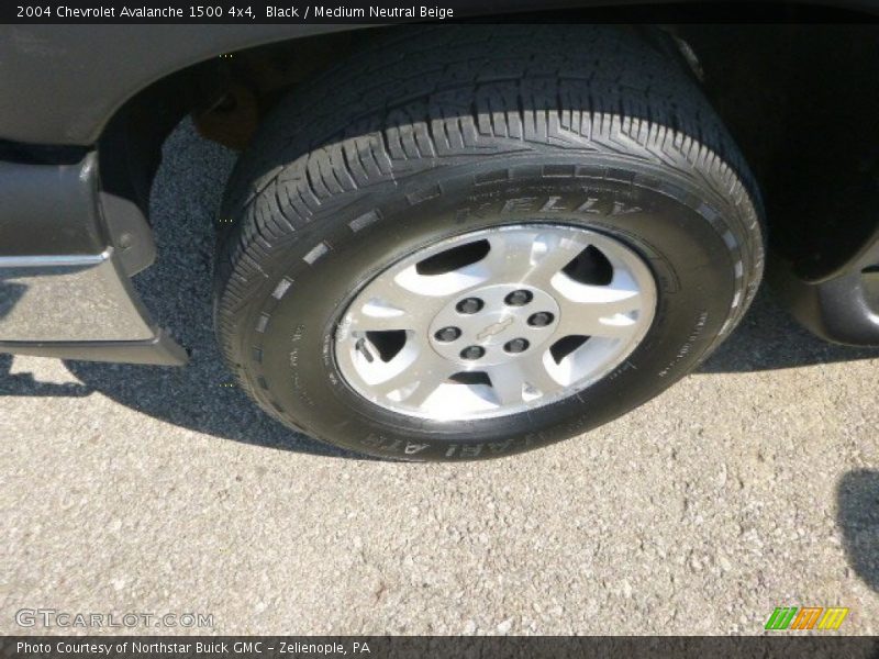 Black / Medium Neutral Beige 2004 Chevrolet Avalanche 1500 4x4