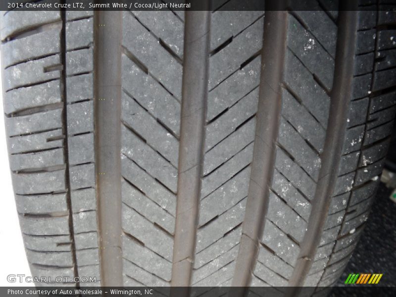 Summit White / Cocoa/Light Neutral 2014 Chevrolet Cruze LTZ