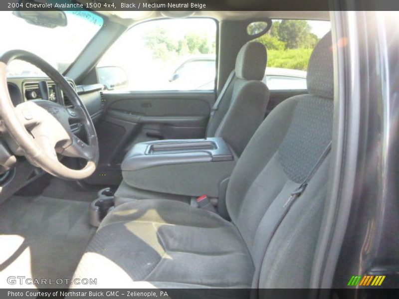 Black / Medium Neutral Beige 2004 Chevrolet Avalanche 1500 4x4