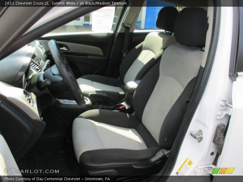 Summit White / Jet Black/Medium Titanium 2011 Chevrolet Cruze LS