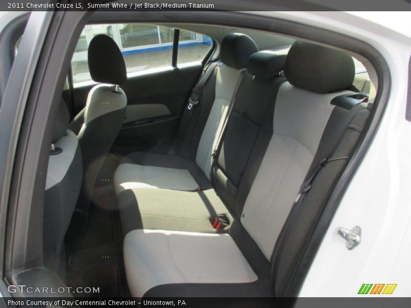 Summit White / Jet Black/Medium Titanium 2011 Chevrolet Cruze LS