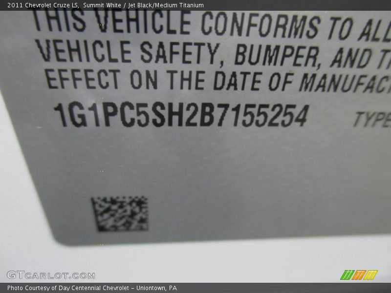 Summit White / Jet Black/Medium Titanium 2011 Chevrolet Cruze LS
