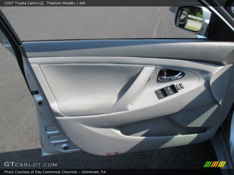 Titanium Metallic / Ash 2007 Toyota Camry LE