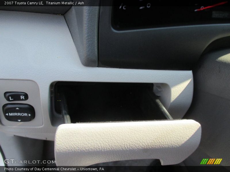 Titanium Metallic / Ash 2007 Toyota Camry LE