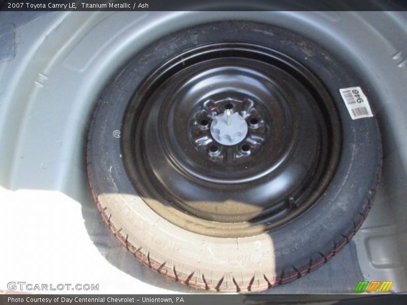 Titanium Metallic / Ash 2007 Toyota Camry LE