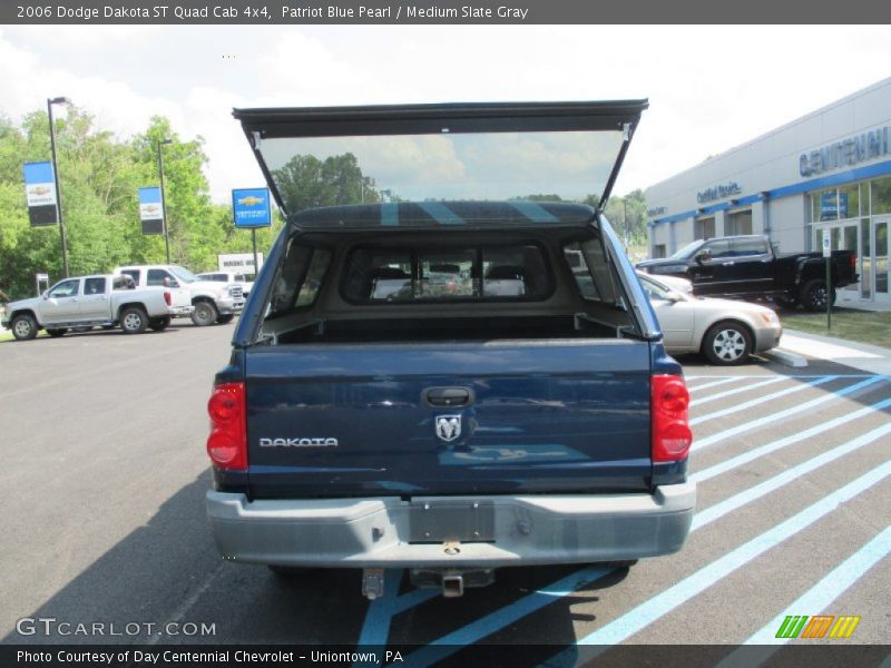 Patriot Blue Pearl / Medium Slate Gray 2006 Dodge Dakota ST Quad Cab 4x4
