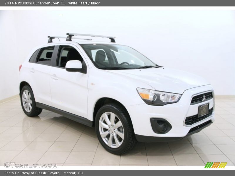 White Pearl / Black 2014 Mitsubishi Outlander Sport ES